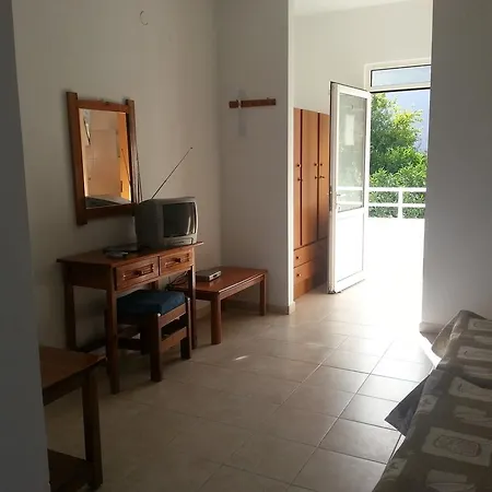 Antouan Matina Apartment Archangelos  Room photo