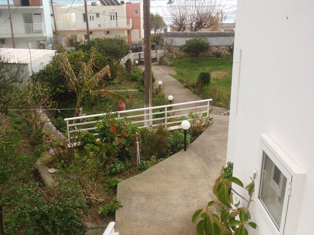 Apartment Antouan Matina *