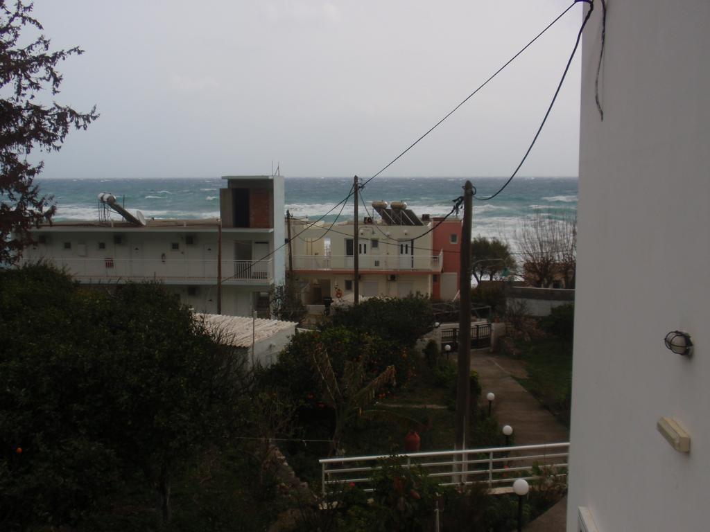 Antouan Matina * Archangelos (Rhodes)