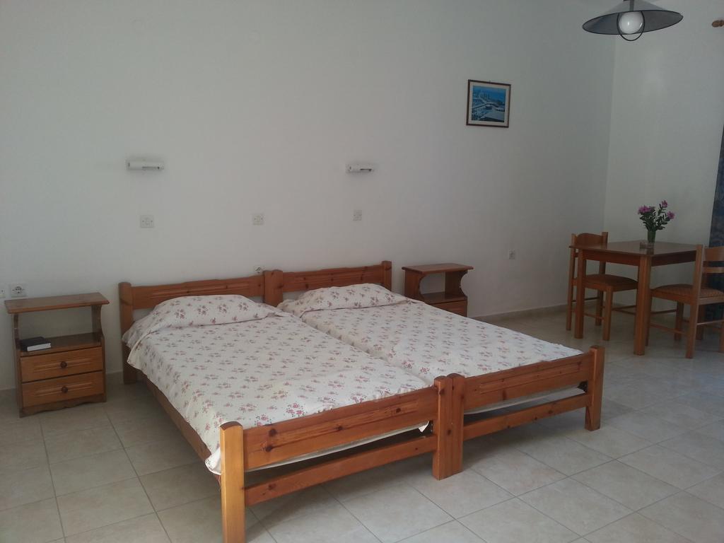 Apartment Antouan Matina *