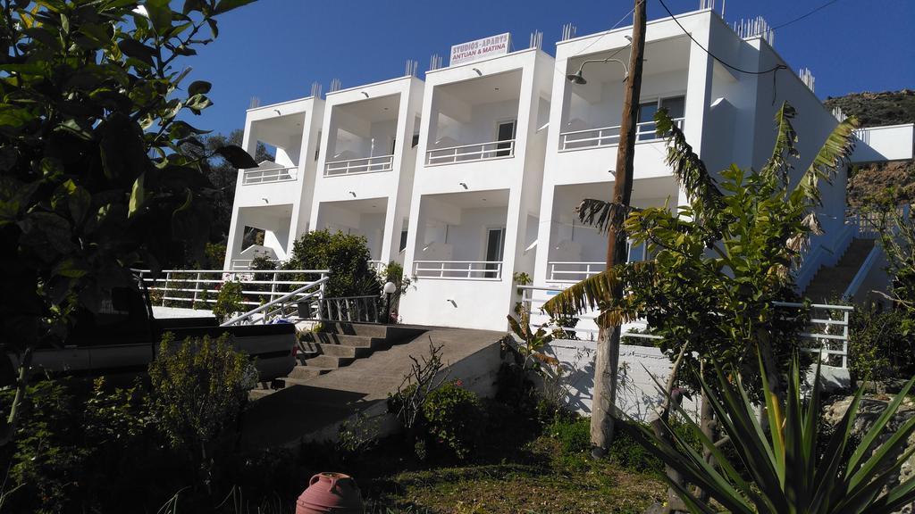 Antouan Matina Apartment *